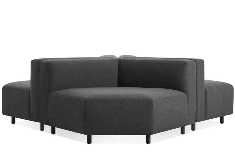 9 yard outdoor wide corner cluster