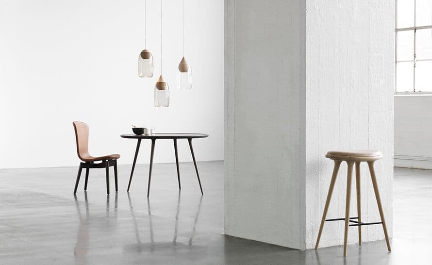 accent dining table