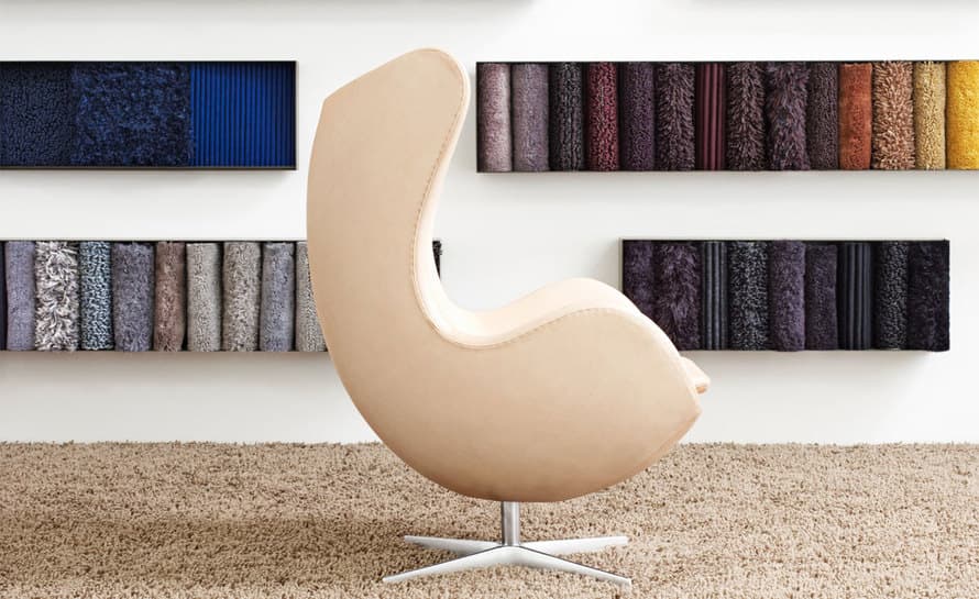 arne jacobsen egg chair
