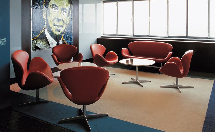 arne jacobsen swan sofa