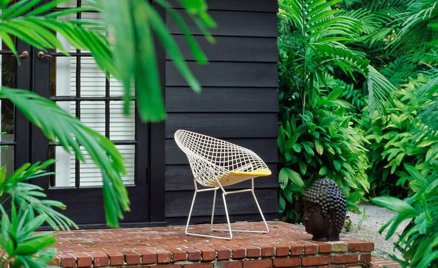 bertoia small diamond chair with seat cushion