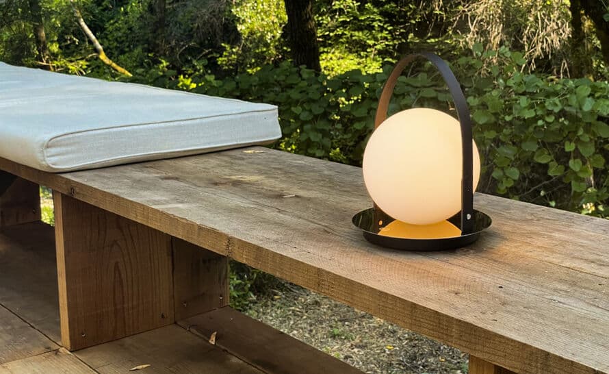 bola lantern