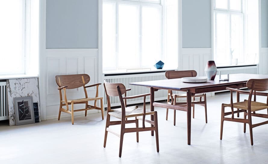 CH327 Dining Table