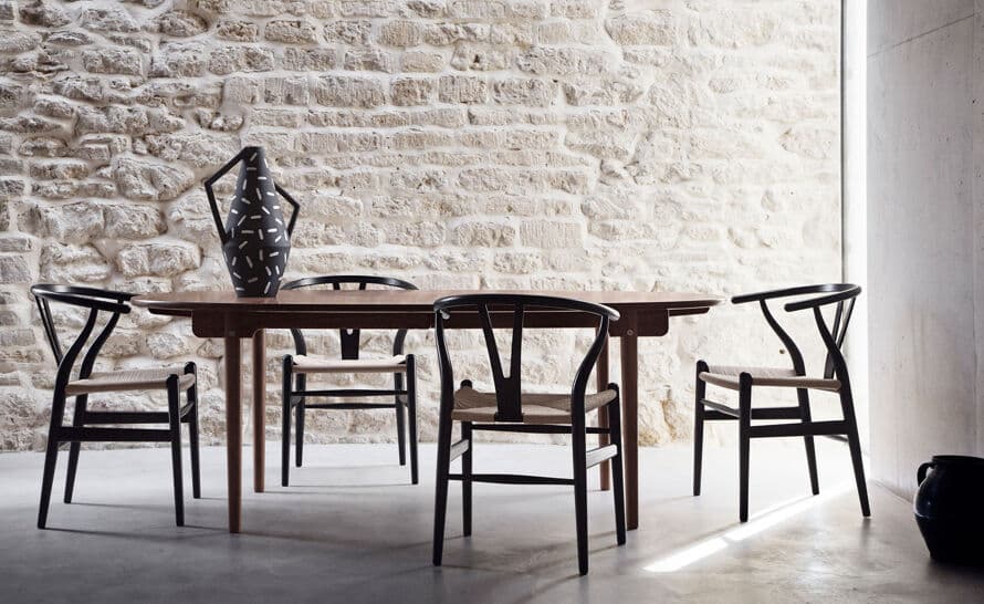 CH338 Dining Table