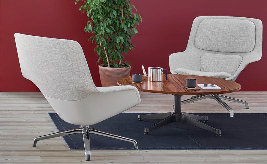 eames&reg; round occasional table