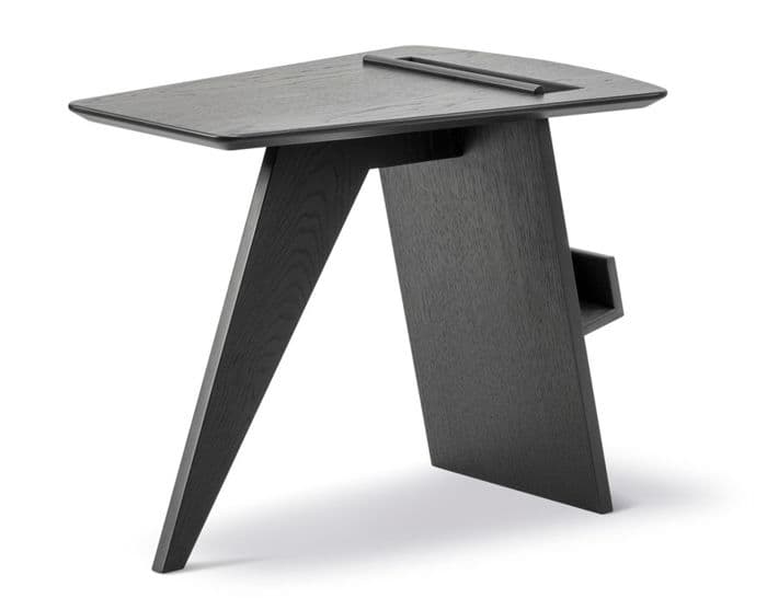 magazine table