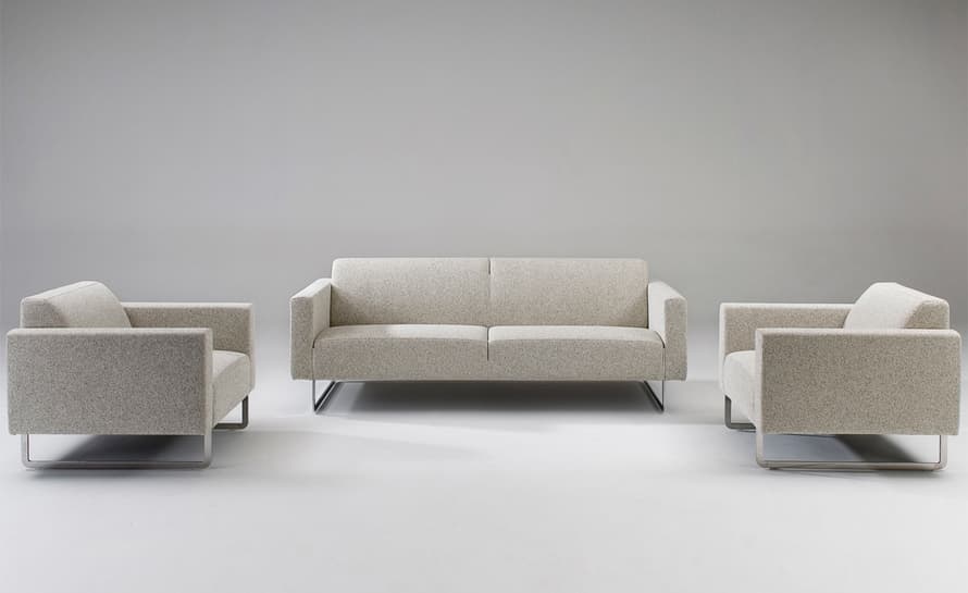 mare lounge chair with fixed cushions
