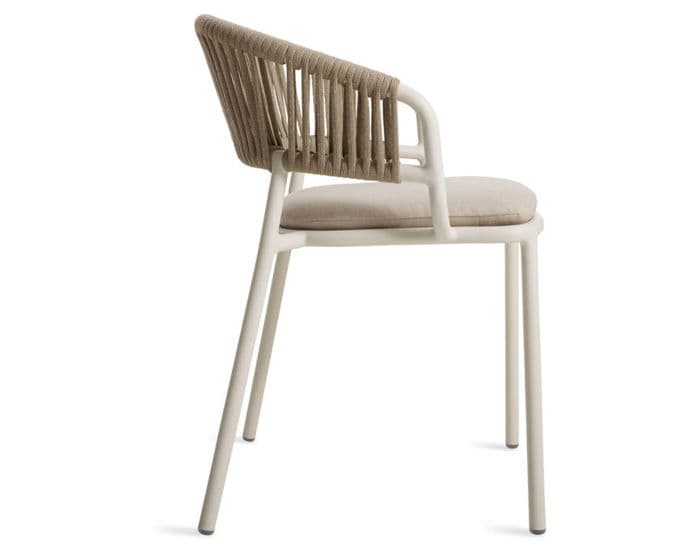 mate outdoor dining chair