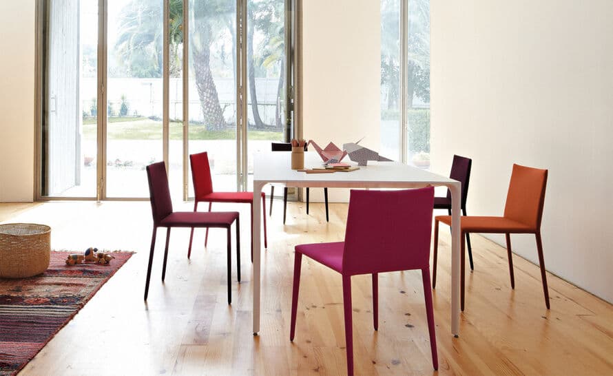 nuur table