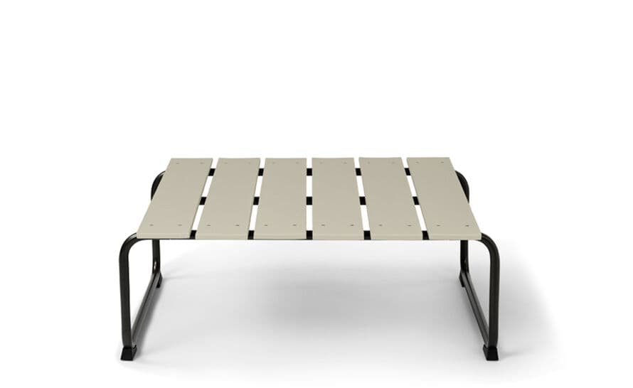 ocean lounge table