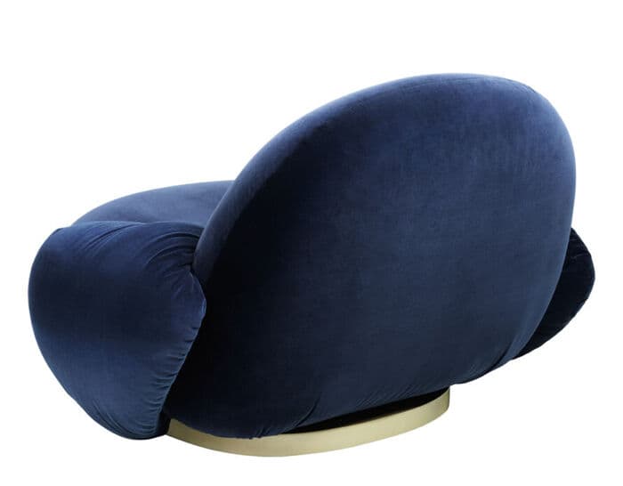 pacha lounge chair with armrest