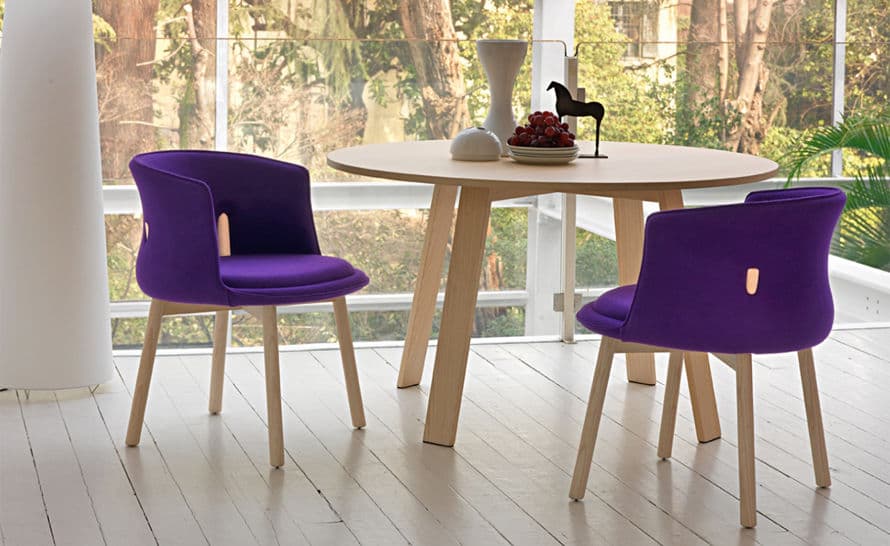 peg chair