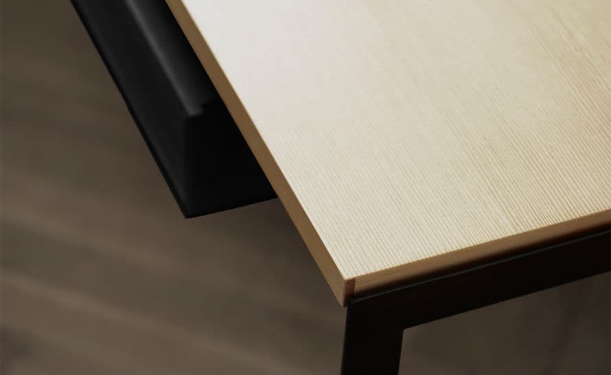poul kjaerholm pk52a student desk