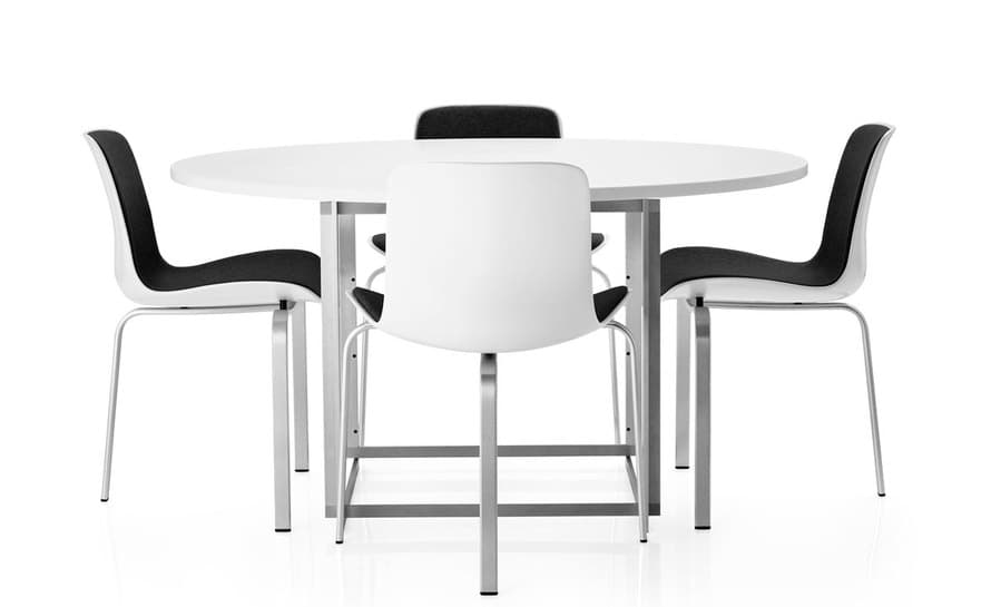 pk8 upholstered chair