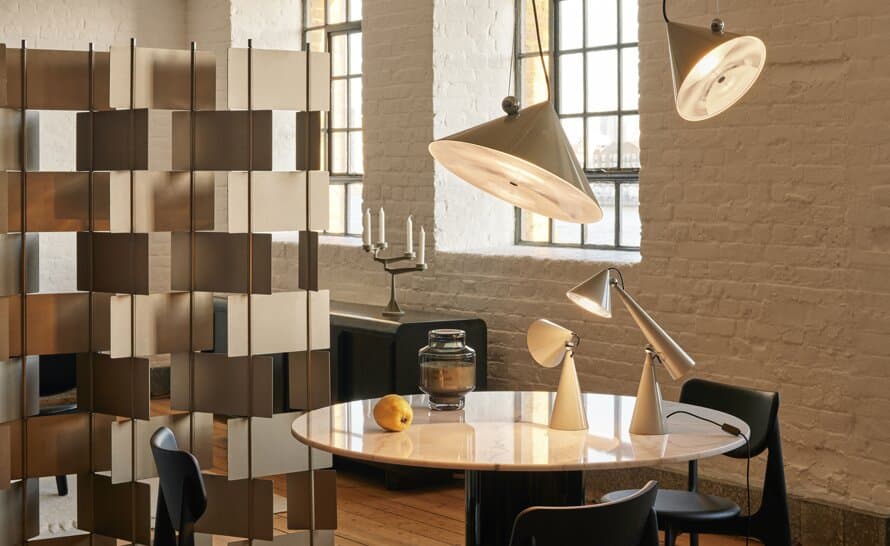 Pose Task Lamp