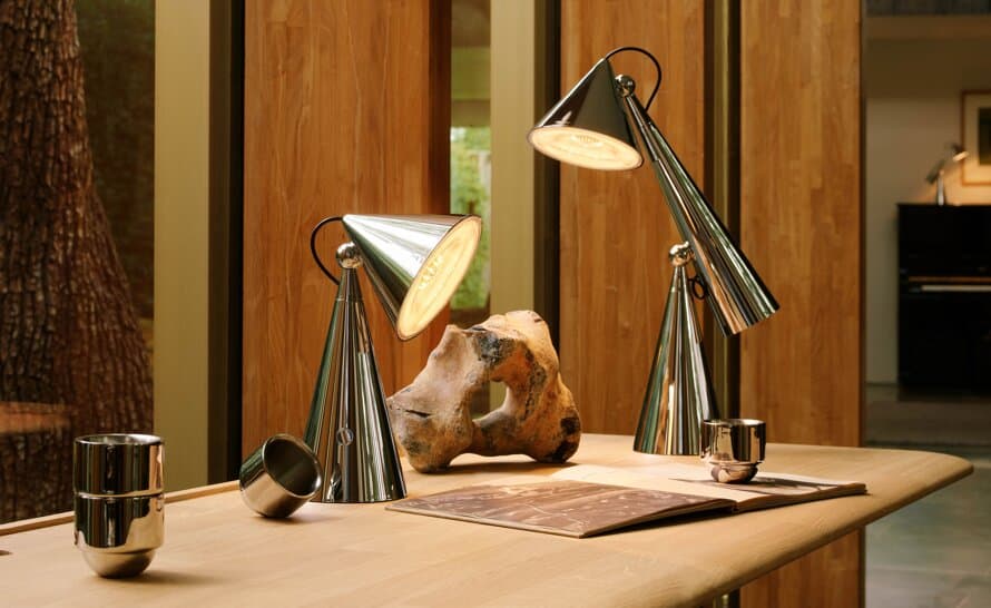 Pose Task Lamp