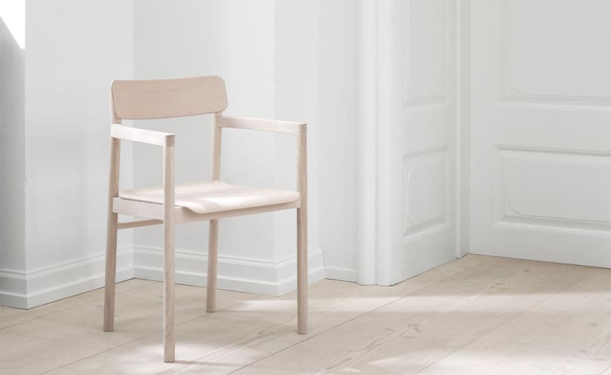 post armchair
