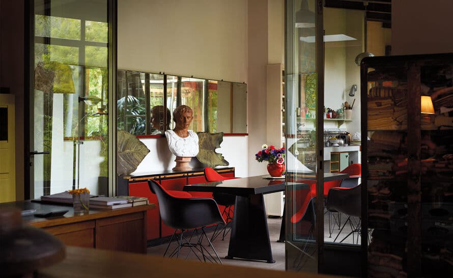 prouvé trapèze table