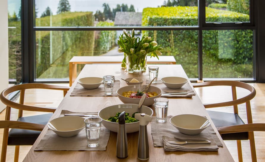 radii dining table