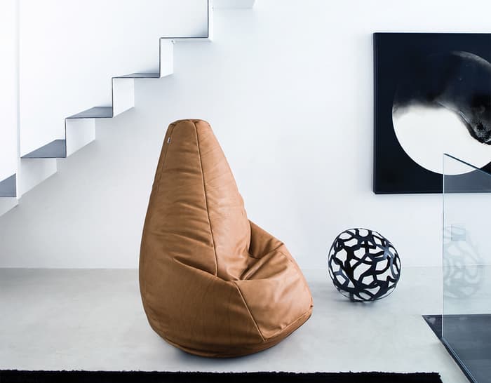 sacco easy chair in leather