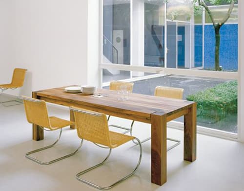 ta04 bigfoot table - 36" oak