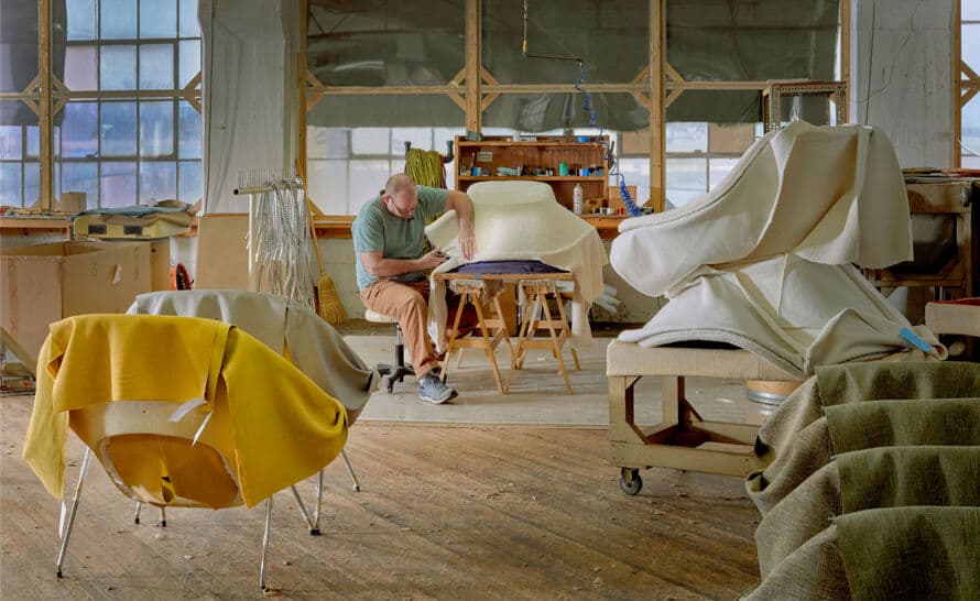 womb lounge chair