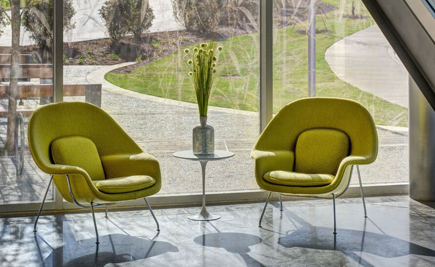 womb lounge chair