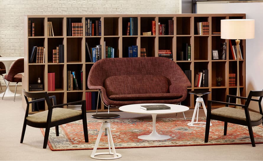 womb settee